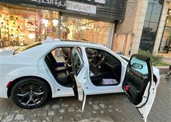 كرايسلر 300